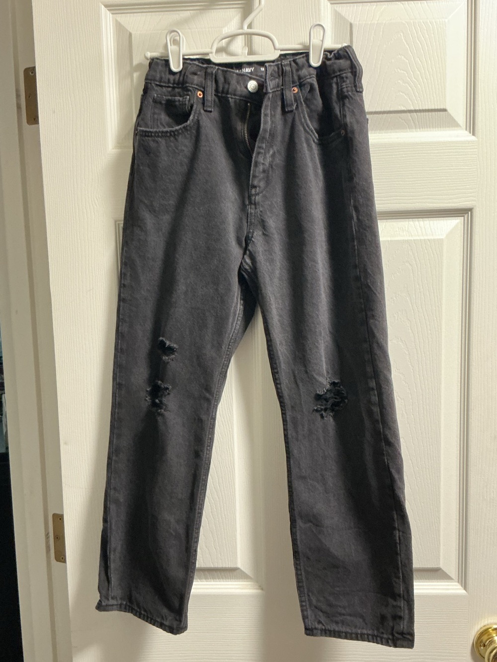 Old Navy Black Kids Straight-Leg Jeans with Knee Rips